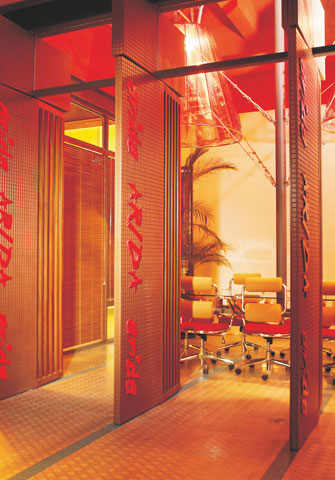 上海室内设计公司，办公室设计装修，办公空间设计装修，办公楼设计装修，装潢，office design, office decoration, commercial design, commercial decoration